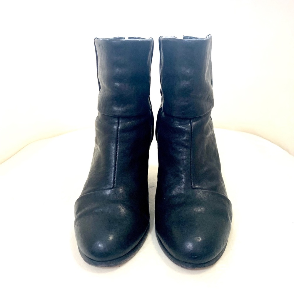 RAG & BONE Like NEW!! Classic Newbury Leather Bootie Shiny Black - Picture 10 of 12